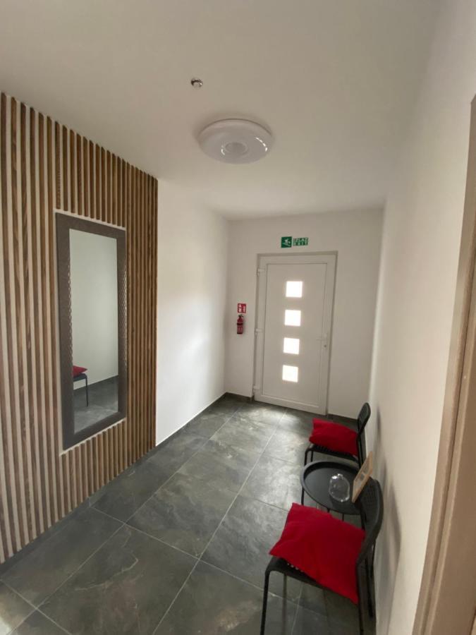Apartments Ena Kaštela Eksteriør bilde